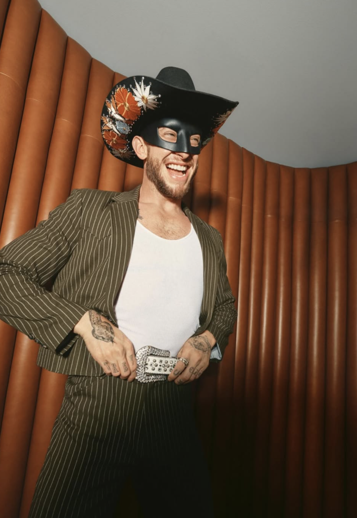 ¿Quién es Orville Peck? Biografía, trayectoria y sus hits 